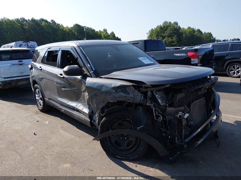 2022 FORD POLICE INTERCEPTOR UTILITY auction photo 1