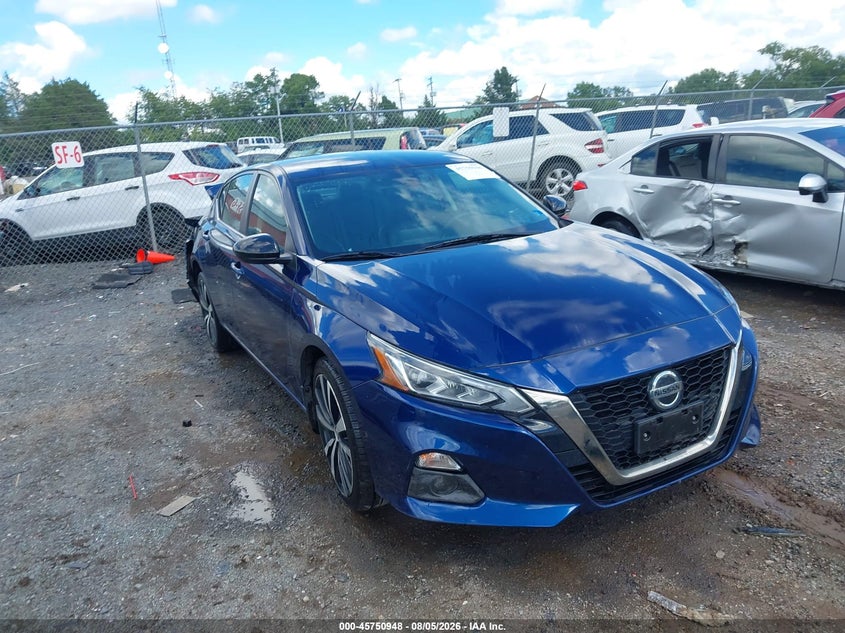 Vin: 1n4bl4cw8mn328613, lot: 46249670, nissan altima sr intelligent awd 2021 img_1