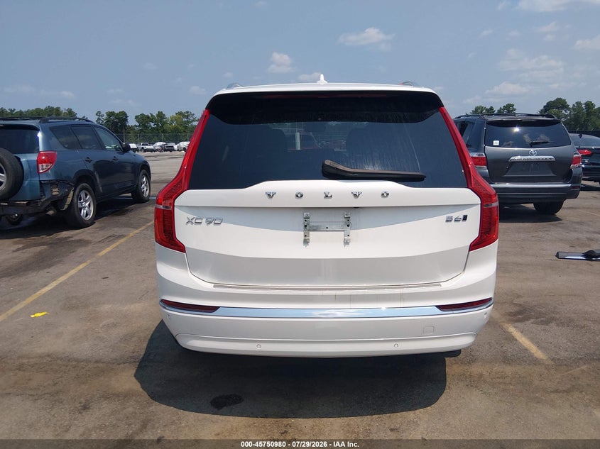 VOLVO XC90 - zdjęcie 17