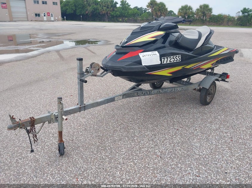 2015 SEADOO SEADOO auction photo 2