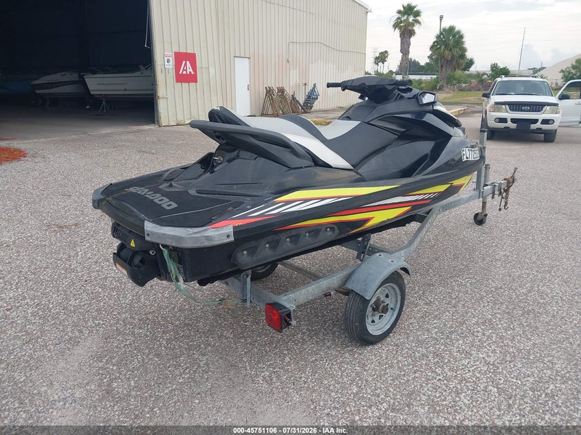 2015 SEADOO SEADOO auction photo 4
