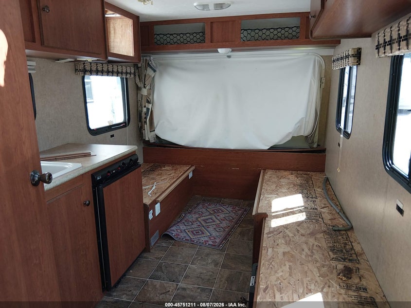 2014 COACHMEN SPORTSMEN auction photo 5