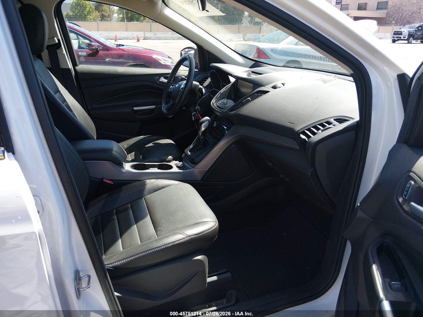 2015 FORD ESCAPE auction photo 5