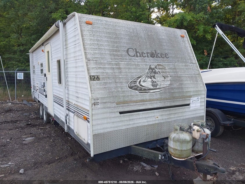 2004 CHEROKEE BY FOREST R LITE TRAVEL TRAILER auction photo 6