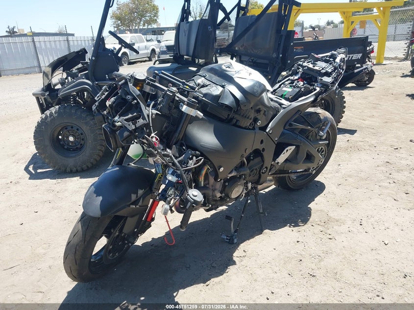 2025 KAWASAKI ZX1002 auction photo 2