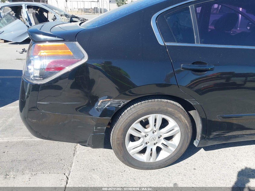 2011 NISSAN ALTIMA HYBRID auction photo 6