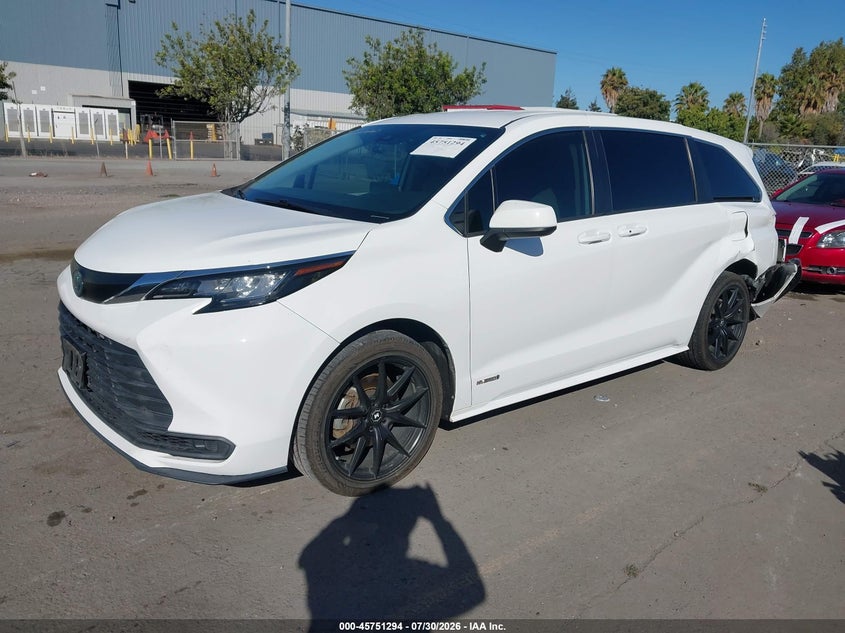 Vin: 5tdkrkec8ms016690, lot: 46250016, toyota sienna le 20212