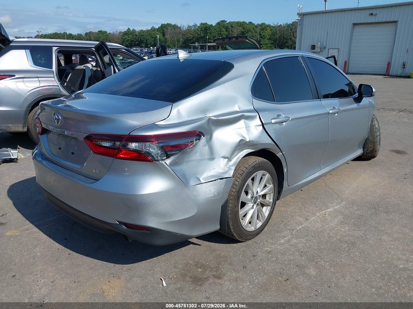 2023 TOYOTA CAMRY auction photo 4