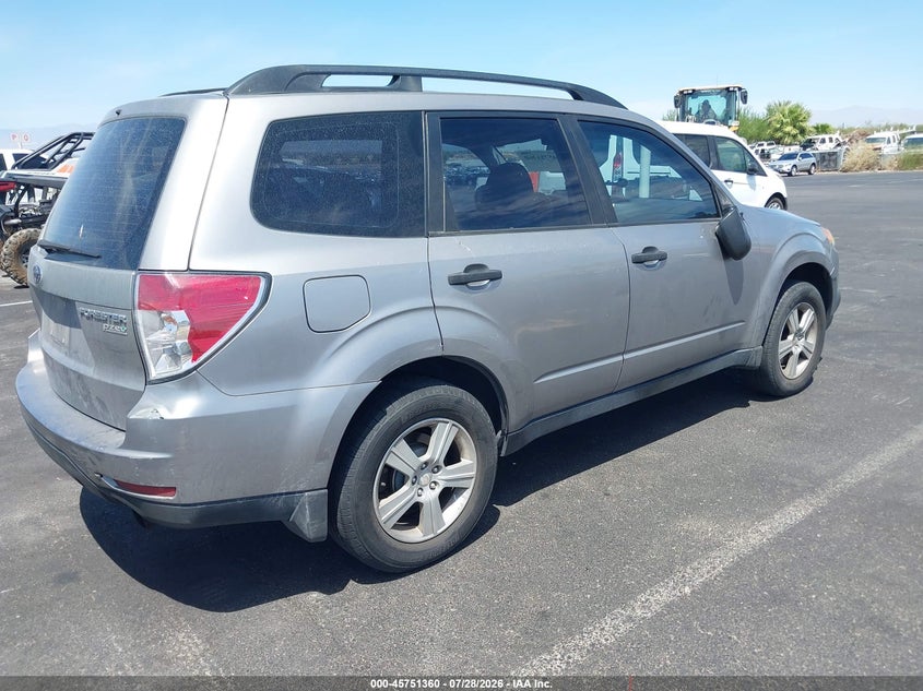 2011 SUBARU FORESTER auction photo 4