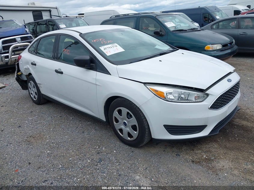 Vin: 1fadp3e2xjl274689, lot: 46250092, ford focus s 2018 img_1