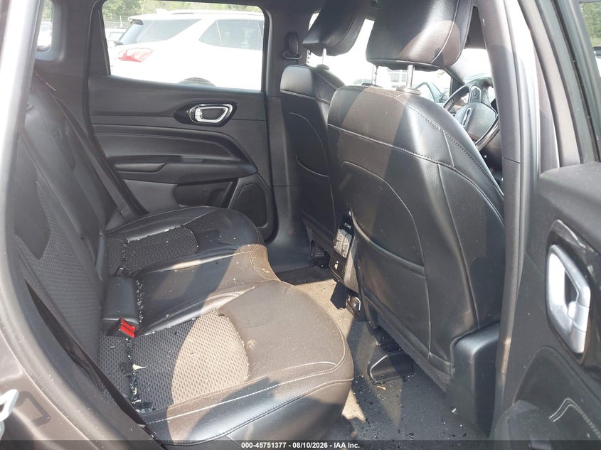 2022 JEEP COMPASS auction photo 8