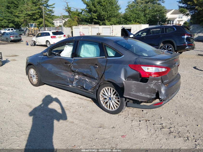 Vin: 1fadp3j25dl378310, lot: 46250125, ford focus titanium 20133