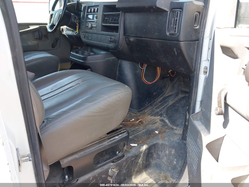 2013 GMC SAVANA 2500 — zdjęcie 5