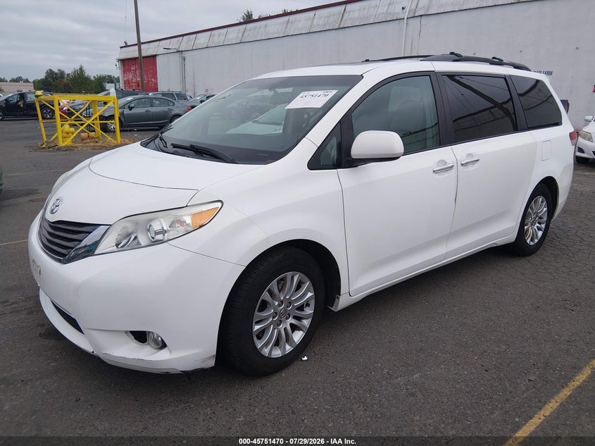 Vin: 5tdyk3dc8cs187198, lot: 46250192, toyota sienna xle v6 8 passenger 20122