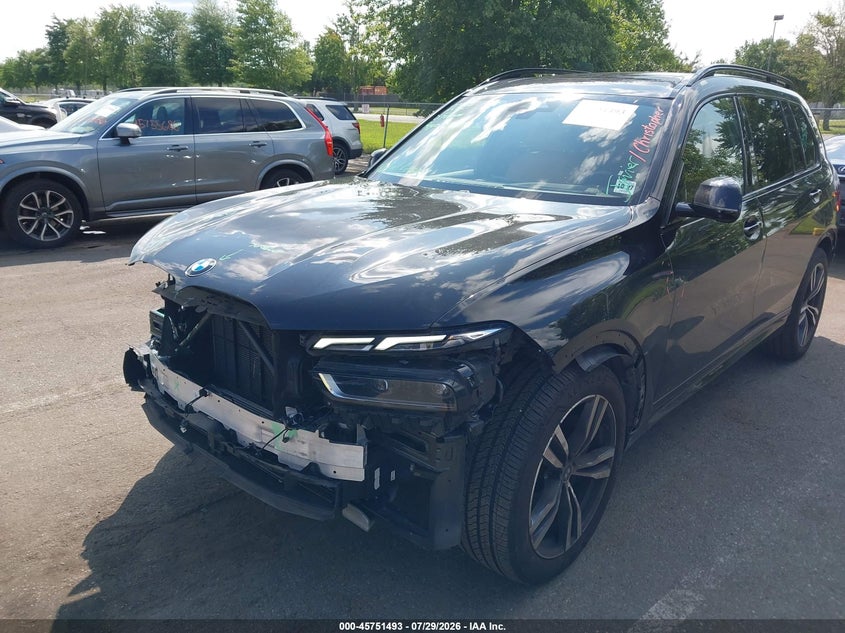 2023 BMW X7 auction photo 6