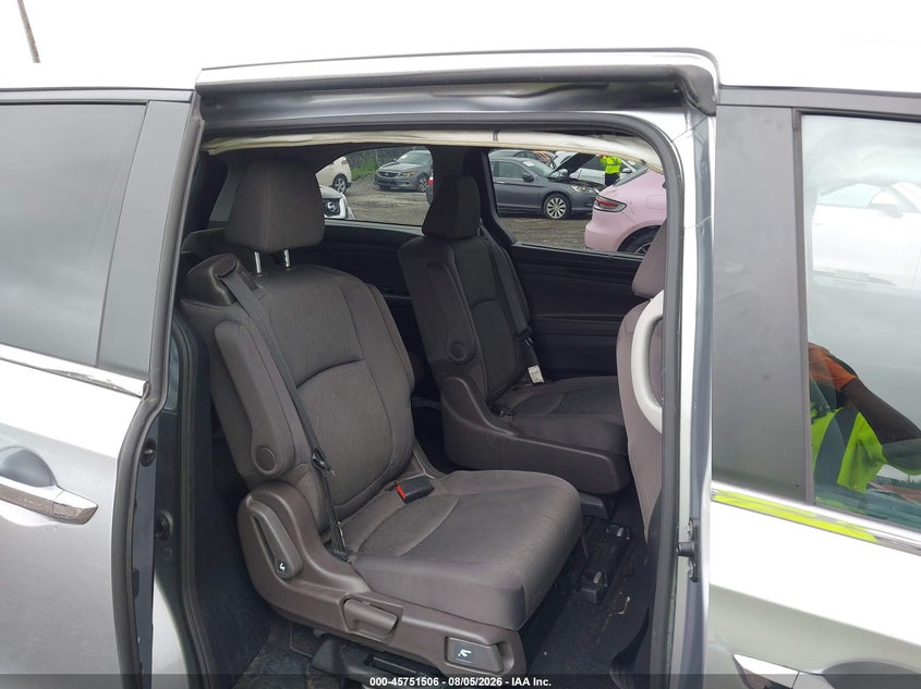 2019 HONDA ODYSSEY auction photo 8