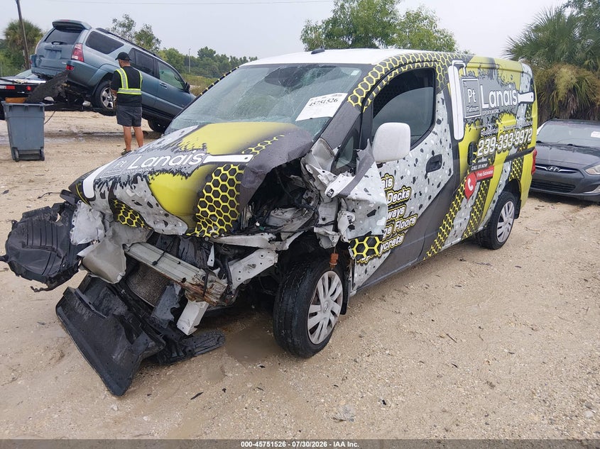 2017 NISSAN NV200 auction photo 2