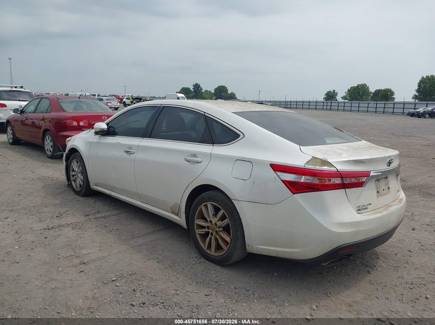 2013 TOYOTA AVALON auction photo 3