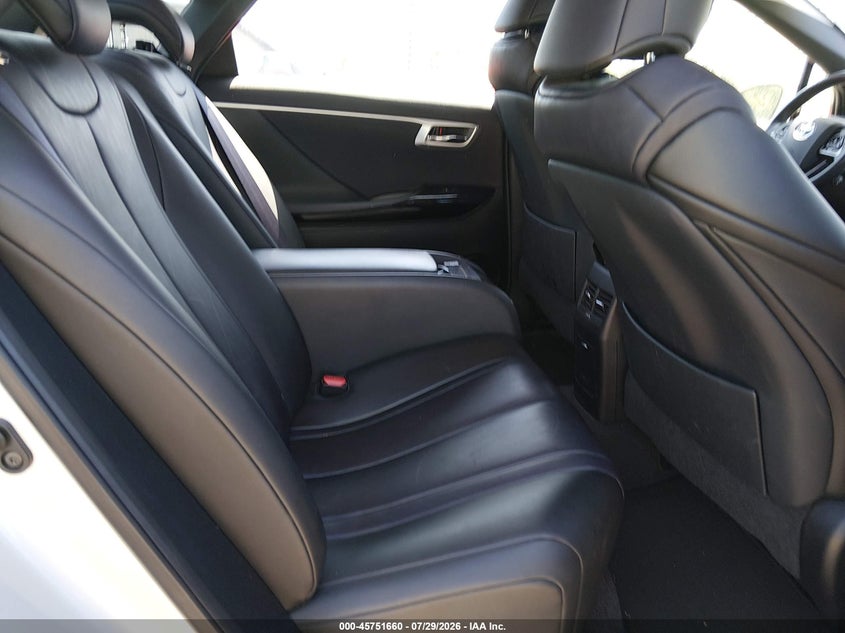 2019 TOYOTA MIRAI auction photo 8