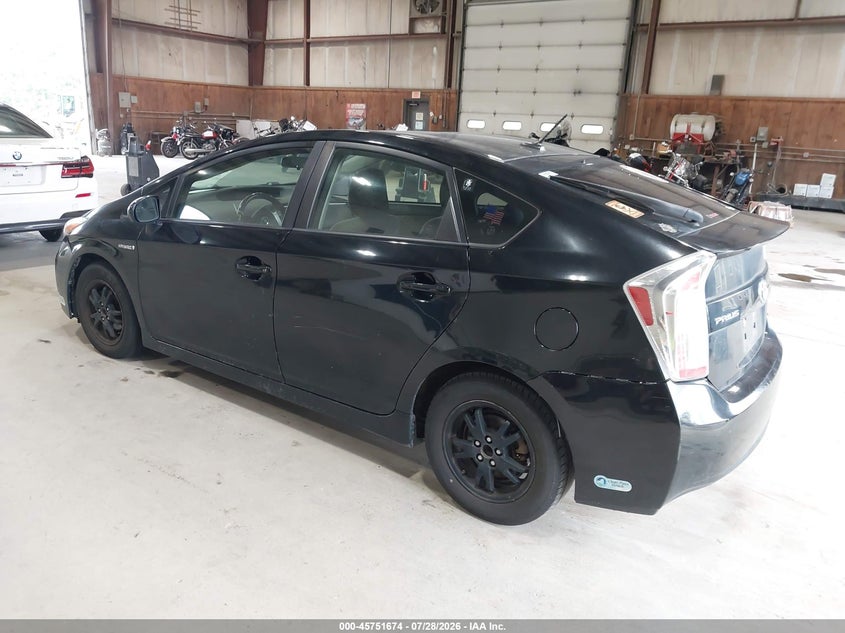 2014 TOYOTA PRIUS auction photo 3