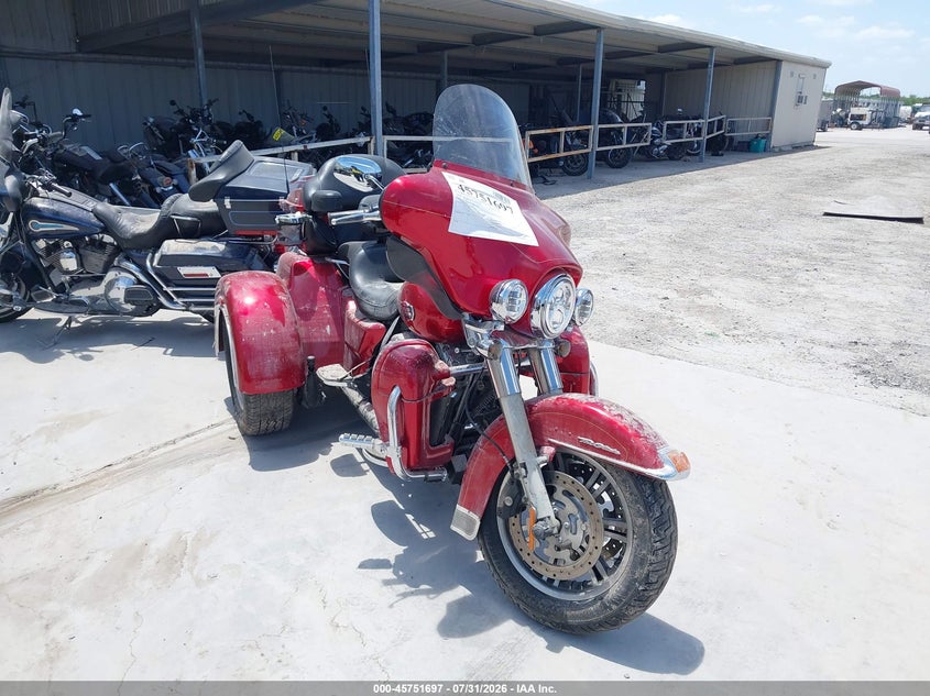 2013 Harley-davidson Flhtcutg
