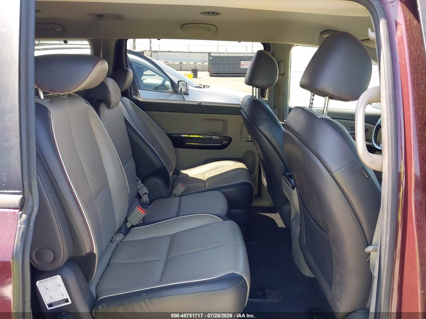 2016 KIA SEDONA auction photo 8