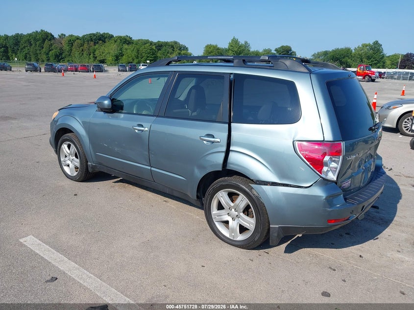 2009 SUBARU FORESTER auction photo 3