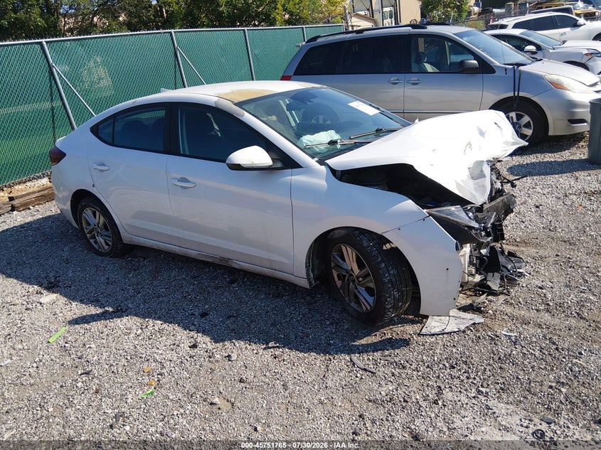 2019 HYUNDAI ELANTRA auction photo 1