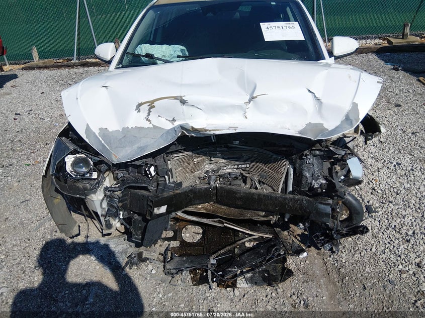 2019 HYUNDAI ELANTRA auction photo 6