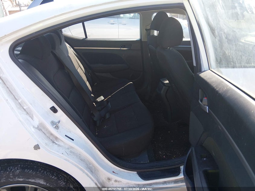 2019 HYUNDAI ELANTRA auction photo 8