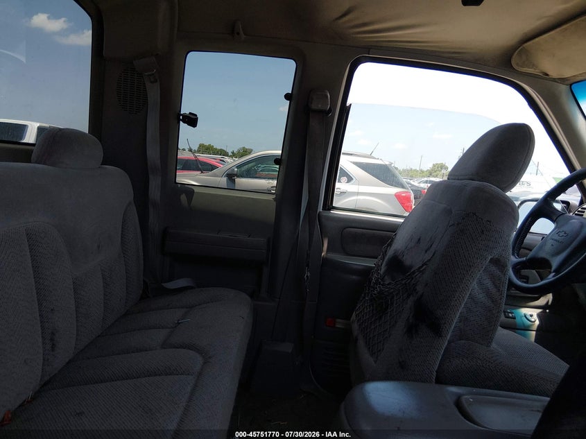 1998 CHEVROLET C/K 2500 auction photo 8