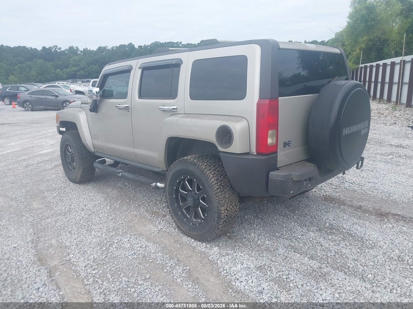 2007 HUMMER H3 SUV auction photo 3