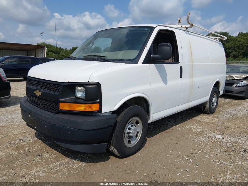 2017 CHEVROLET EXPRESS 2500 auction photo 2