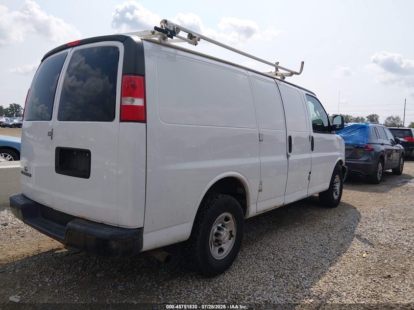 2017 CHEVROLET EXPRESS 2500 auction photo 4