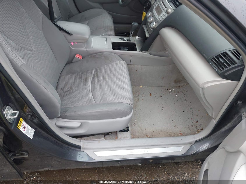 2011 TOYOTA CAMRY auction photo 5