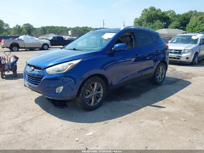 2014 HYUNDAI TUCSON auction photo 2