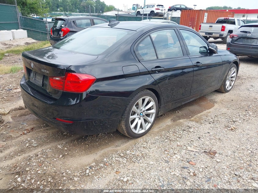 Vin: wba3c3g57fnt52797, lot: 46250629, bmw 320i xdrive 20154