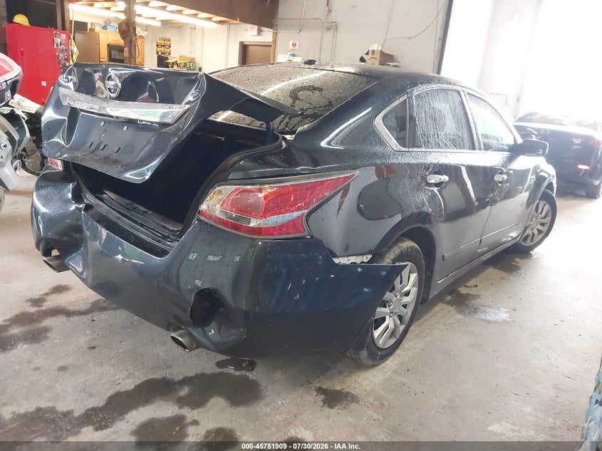 2015 NISSAN ALTIMA auction photo 4