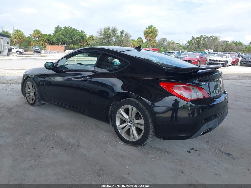 2010 HYUNDAI GENESIS auction photo 3