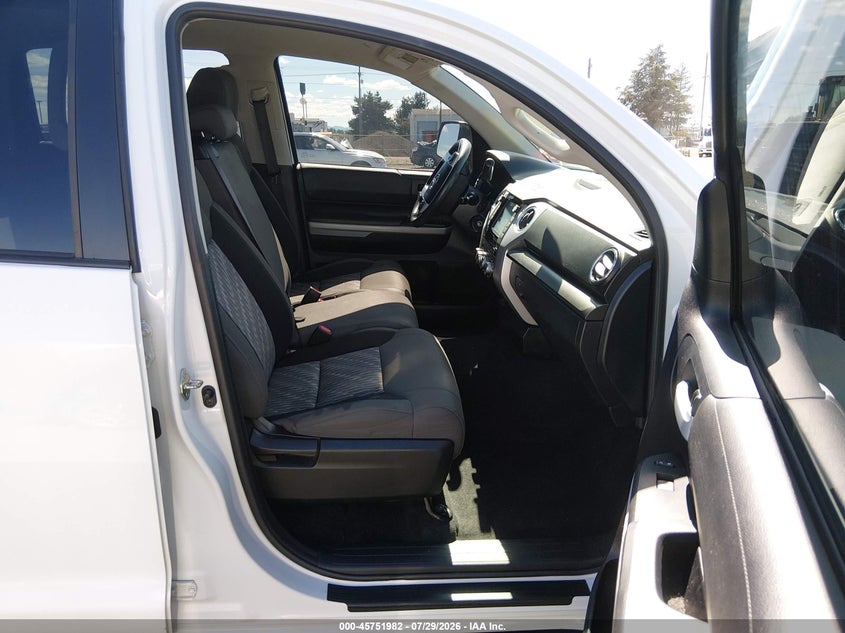 TOYOTA TUNDRA - zdjęcie 5