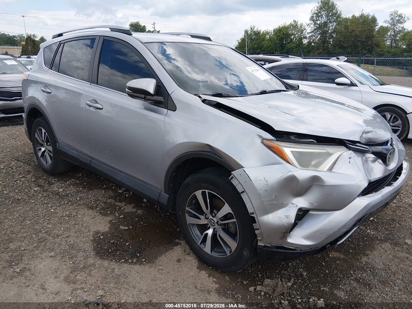 2017 TOYOTA RAV4 auction photo 1