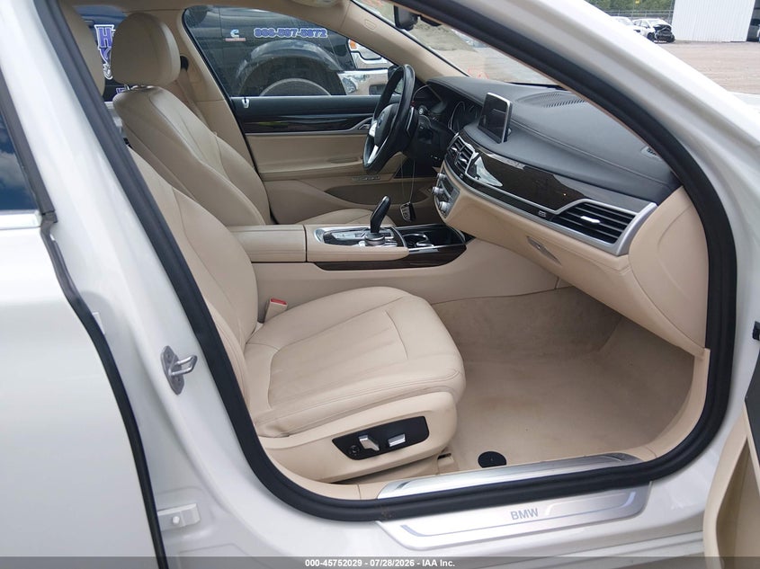 2017 BMW 740I auction photo 5