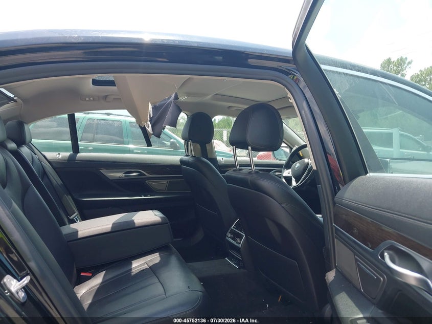 2019 BMW 740I auction photo 8