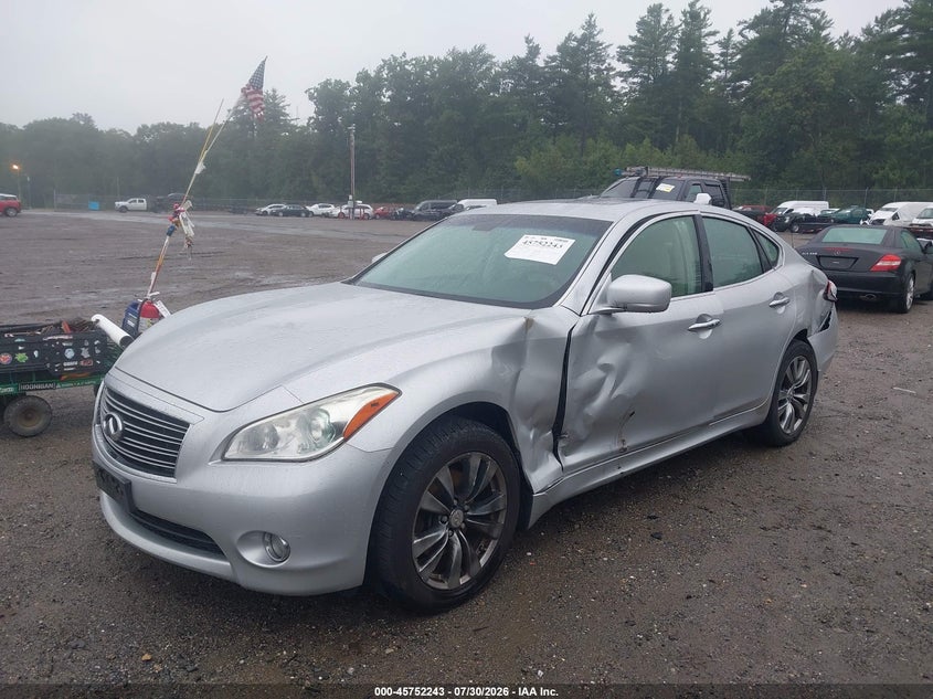 2012 INFINITI M37X auction photo 2