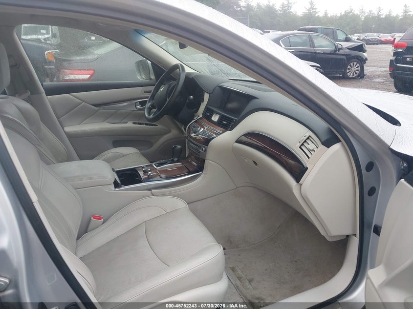 2012 INFINITI M37X auction photo 5