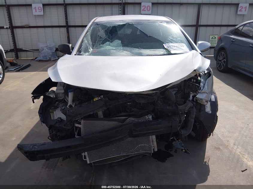 2013 HYUNDAI ELANTRA GT auction photo 6