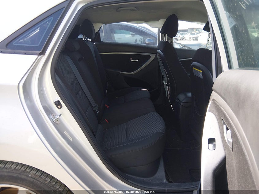 2013 HYUNDAI ELANTRA GT auction photo 8