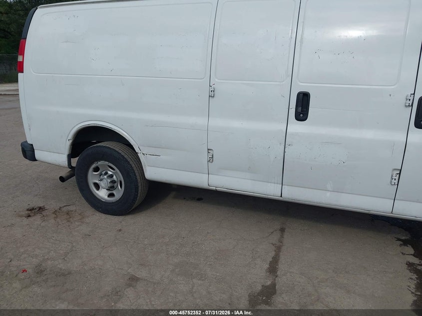 CHEVROLET EXPRESS 2500 2017 VIN 1GCWGBFF0H1217650