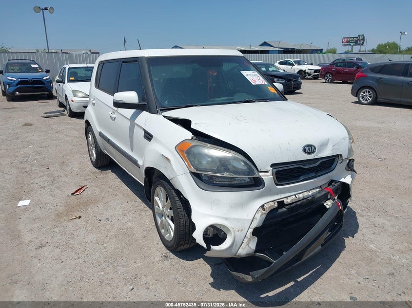 2013 KIA SOUL auction photo 1
