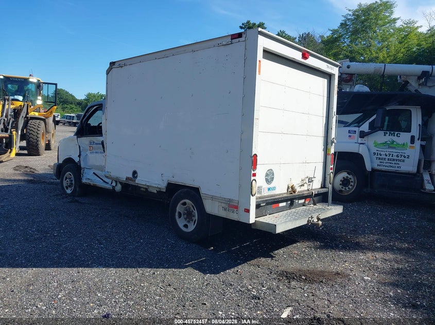 2009 GMC SAVANA CUTAWAY auction photo 3